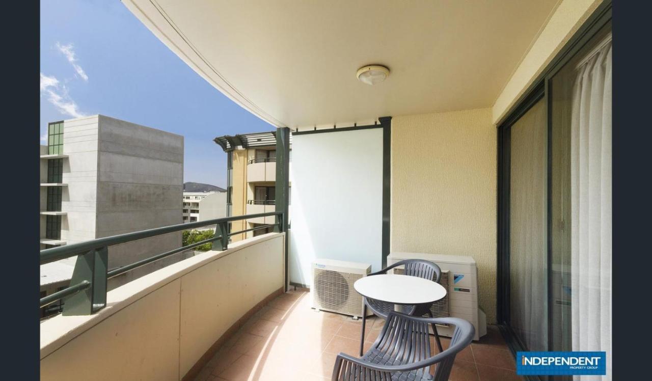2 Bed 2 Bath Apartment In Braddon, Canberra - Pool, Gym And Free Parking Bagian luar foto