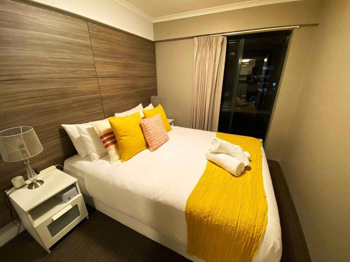 2 Bed 2 Bath Apartment In Braddon, Canberra - Pool, Gym And Free Parking Bagian luar foto
