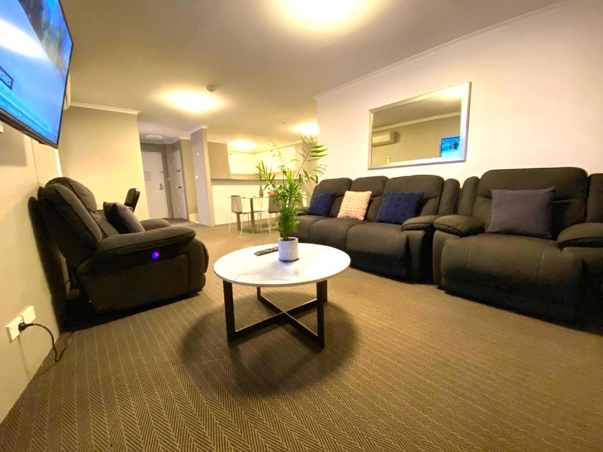 2 Bed 2 Bath Apartment In Braddon, Canberra - Pool, Gym And Free Parking Bagian luar foto